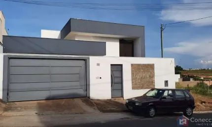 Casa com 3 quartos à venda no ipanema, patos de minas , 239 m2 por r$ 650.000