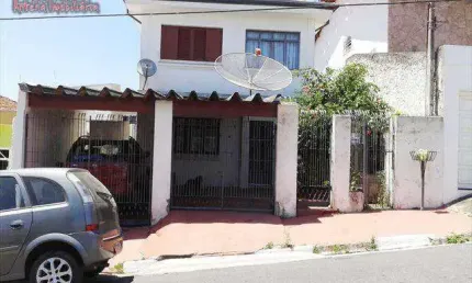 Sobrado em Vila Romanópolis - Cód. de Referência: 3533.
