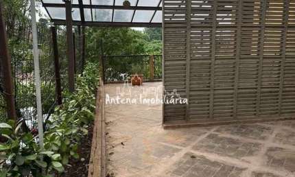 Casa com 04 dormitórios em Higienópolis - Cód.: 10611.