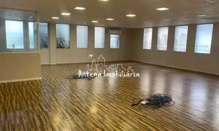 Sala comercial para alugar na Rua Sergipe, Santa Cecília, São Paulo