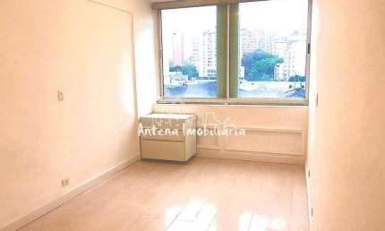 Flat à venda na Rua Camarajibe, Barra Funda, São Paulo
