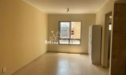 Kitnet / Stúdio para alugar na Rua São Vicente de Paulo, Santa Cecília, São Paulo