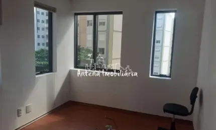 Casa comercial à venda na Rua Doutor Albuquerque Lins, Santa Cecília, São Paulo