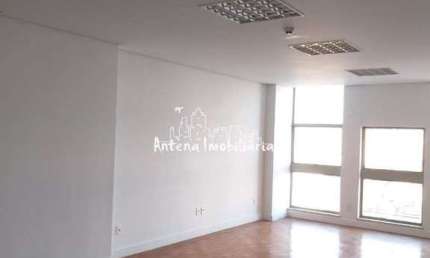Casa comercial para alugar na Rua Boa Vista, Centro, São Paulo