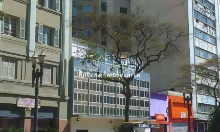 Casa comercial à venda na Avenida São João, República, São Paulo