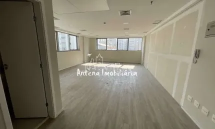 Casa comercial à venda na Avenida Angélica, Santa Cecília, São Paulo