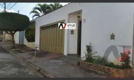 Casa Térrea Padrão (rua) Engenheiro Carlos de Lacerda Chaves, Ribeirão Preto - SP