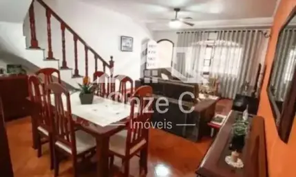 Casa com 3 quartos à venda na Rua Morro Agudo, 1, Jardim Bom Clima, Guarulhos