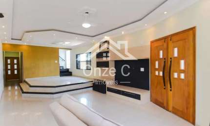 Casa com 3 quartos à venda na Rua Aquira Yamaguchi, 1, Jardim Rosa de Franca, Guarulhos, 450 m2 por R$ 1.100.000