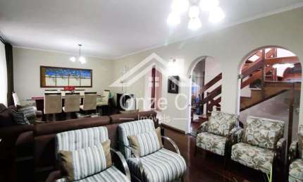 Casa com 4 quartos à venda na Rua Antônio Vita, 1, Jardim Maia, Guarulhos