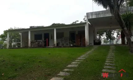 Chácara à venda em mogi das cruzes-sp  2 quartos, 1 sala, 2 banheiros  próximo ao bairro cézar de souza!