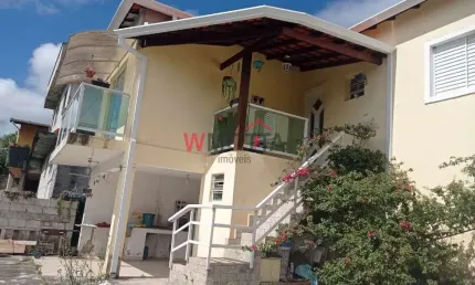 Casa à venda em Mogi das Cruzes-SP, bairro Sabaúna: 2 quartos, 2 salas, 1 banheiro, 3 vagas de garagem, 96,54m² de área.