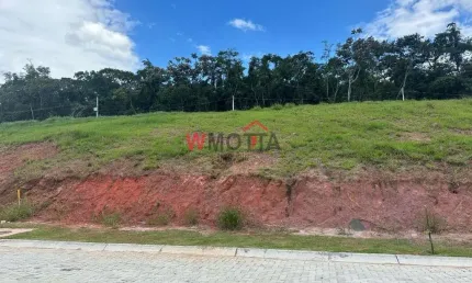 Terreno em Condomínio de Luxo na Vila Oliveira, Mogi das Cruzes-SP: 300m² de Pura Oportunidade!