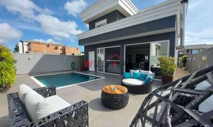 Venda de Casa em Condomínio de Luxo em Mogi das Cruzes-SP: 4 Quartos, sendo 3 Suítes, 2 Salas, 4 Banheiros, 4 Vagas, 286m².