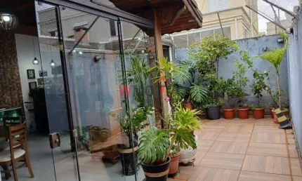 Casa em Condomínio de Luxo em Cesar de Souza, Mogi das Cruzes-SP: 2 quartos, 2 suítes, 2 salas, 3 banheiros, 2 vagas, 90m².