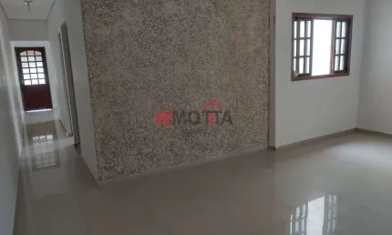 Casa para locação no Mogi Moderno, Mogi das Cruzes-SP: 2 quartos, 1 sala, 1 banheiro, 1 vaga de garagem!