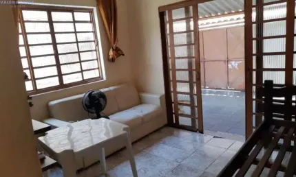 Casa com 1 quarto à venda na Geraldo Caltabiano, 117, Jardim do Vale, Guaratinguetá