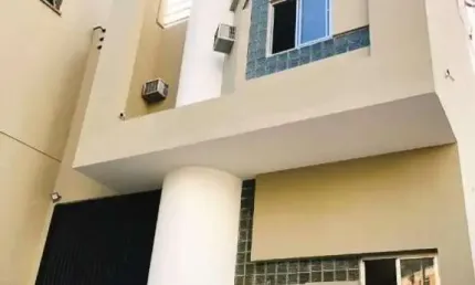 Prédio à venda na Avenida Duquesa de Goiás, 49, Real Parque, São Paulo