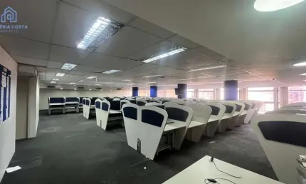 Sala comercial para alugar na Rua Líbero Badaró, 471, Centro, São Paulo