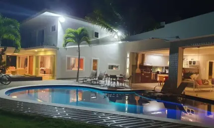 Casa em Condomínio para Venda em Camaçari, Alphaville (Abrantes), 4 dormitórios, 4 suítes, 6 banheiros, 4 vagas