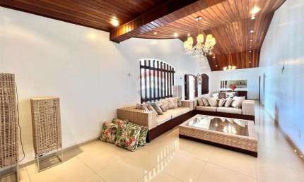 Casa em Salinas 25m x 60m  - 7 Quartos - Centro/Salinópolis