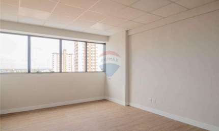 Belíssima sala comercial com 28,70m² - City Office - Batista Campos