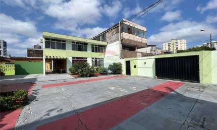 Casa na Duque entre Tv. chaco e Tv. Humaitá - 770m² - 46mx19m
