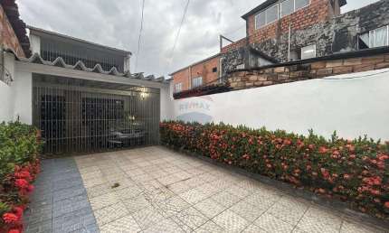 Casa Próxima do Hospital Barros Barreto - Guamá - 4 quartos - 272 m² total
