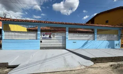 Casa com 3 quartos à venda no Coqueiro, Belém 