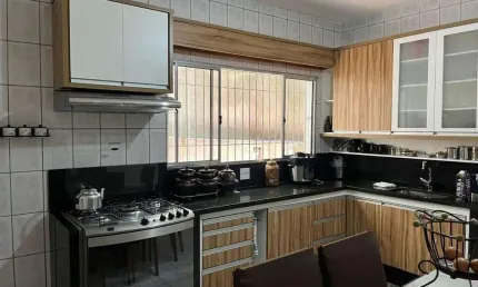 Casa para Venda em Itaquaquecetuba, Jardim Maragogipe, 2 dormitórios, 1 banheiro, 1 vaga
