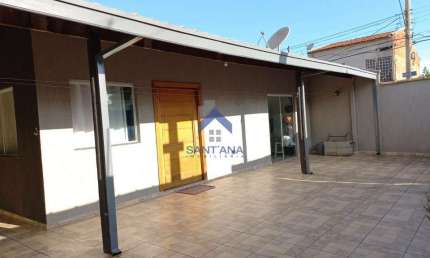 Casa com 3 quartos à venda na Otaviano de Moura Andrade, 97, Vila Albina, Taubaté por R$ 691.600