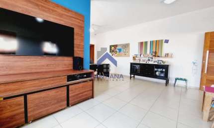 Casa com 4 quartos à venda na Rua José Maria Russi, 141, Monte Belo, Taubaté por R$ 500.000