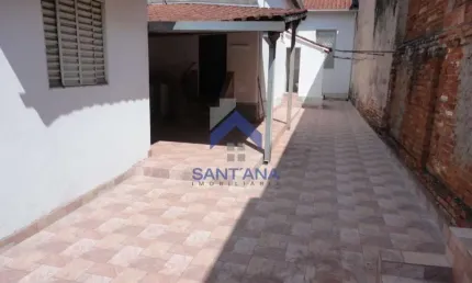 Casa com 2 quartos à venda na Rua Visconde do Rio Branco, 50, Centro, Taubaté por R$ 742.000