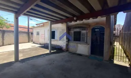 Casa com 3 quartos à venda na Agostinho Ardito, 418, Jardim Jaraguá, Taubaté por R$ 405.000