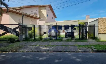 Casa comercial à venda na Equador, 300, Jardim das Nações, Taubaté por R$ 2.340.800