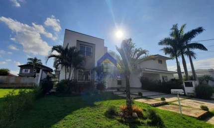 Casa em condomínio fechado com 4 quartos à venda na Avenida Um, 1551, Esplanada Independência, Taubaté por R$ 2.000.000