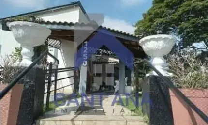 Casa à venda na Avenida José Olegário de Barros, 1250, Vila Nossa Senhora das Graças, Taubaté por R$ 2.660.000