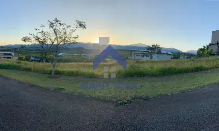 Terreno em condomínio fechado à venda na Rua Serra do Cachimbo, Village da Serra, Taubaté por R$ 380.000