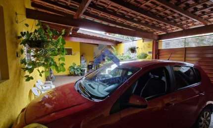 Casa com 3 quartos à venda na Av. Nerina Padovani Squacina, 157, Residencial Novo Horizonte, Taubaté por R$ 350.000