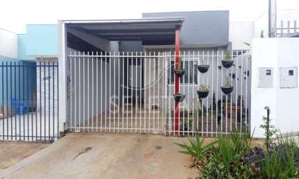 Casa com 2 quartos à venda na Rua Valência, 1040, Interlagos, Cascavel