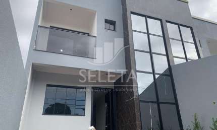 Triplex à venda, PARQUE SÃO PAULO, CASCAVEL - PR. Alto Padrão na Souza Naves Sul. Maravilhoso