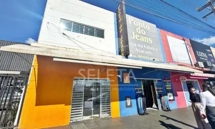 Sala Comercial com Mezanino para Locação no Centro de Cascavel - PR