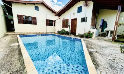 Oportunidade! Casa à venda em bairro nobre de Atibaia - Próximo à Al. Lucas
