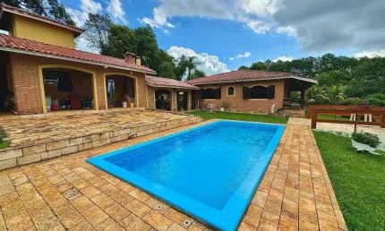 Chácara plana à venda em Atibaia - Ótima localização e apta Financiamento!