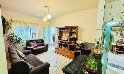 Casa Térrea com 3 Dormitórios e Suíte em Terra Preta - 450mil