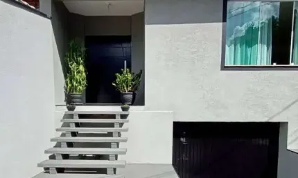 Casa espaçosa em Localizada na região central em Atibaia!