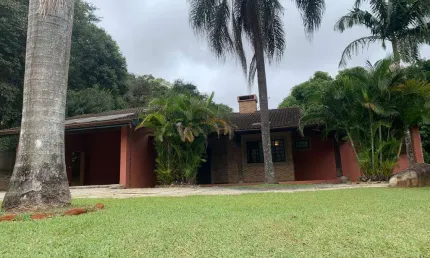 Incrível chácara plana c/ 2000m² condomínio fechado em atibaia 10min centro