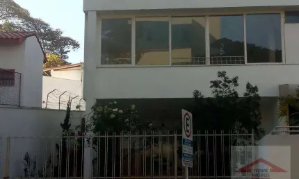 Casa comercial para locação, Chácara Urbana, Jundiaí.