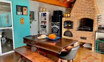 Casa com 3 quartos à venda, 150 m² por R$ 1.100.000 - Vila Mafalda - Jundiaí/SP