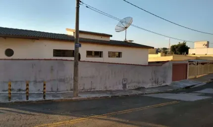 EXCELENTE CASA A VENDA NA VILA APARECIDA EM JUNDIAÍ